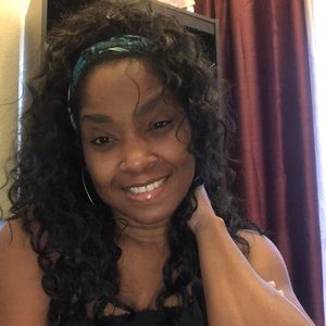 Meet your Posher, Dawn